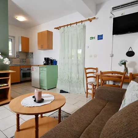 Novotny Apartman Banjol